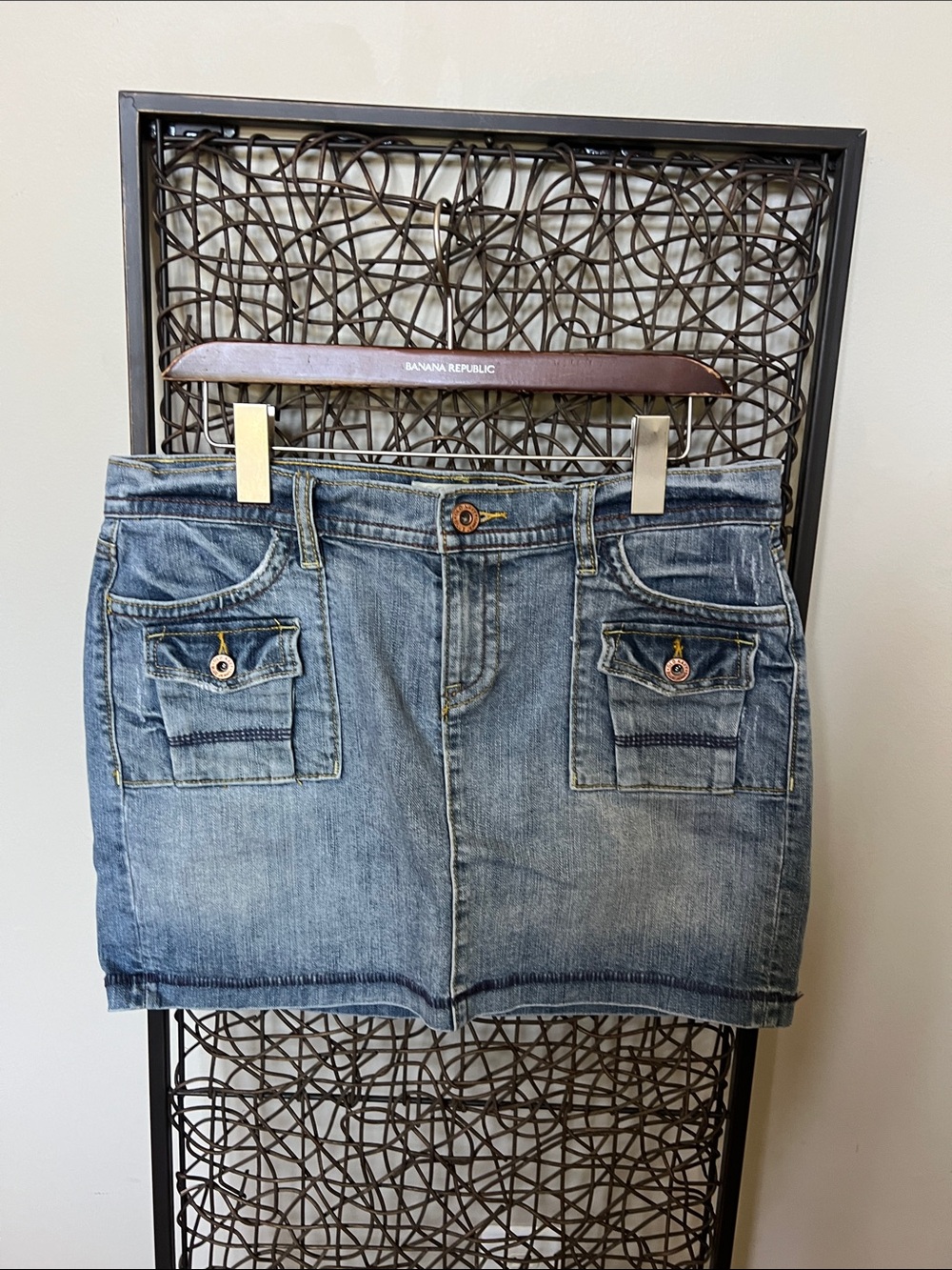 Vintage Y2K Authentic Old Navy Ultra Low Rise Jean Denim Mini Skirt Pockets 10